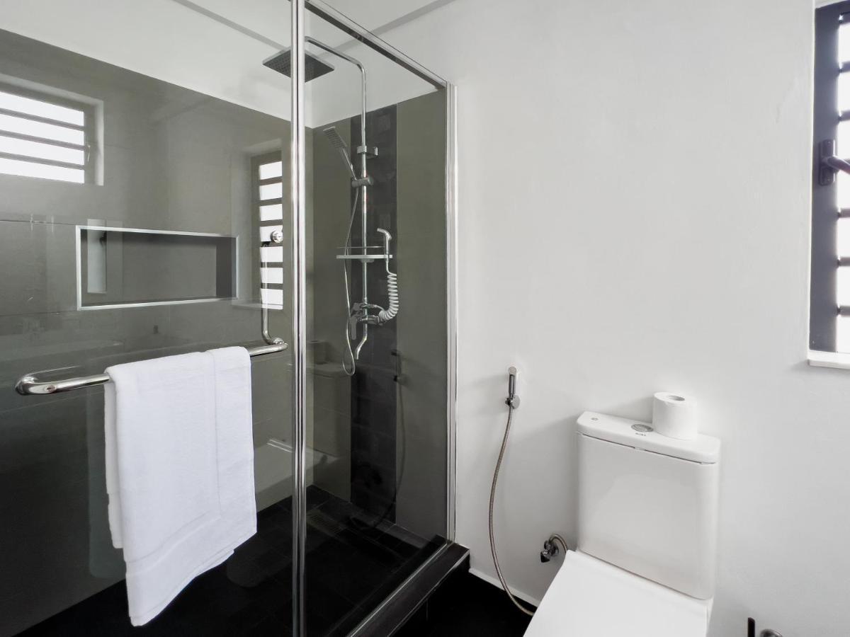 Spacious 4 Bedrooms Villa With Infinity Pool غراند بايَ المظهر الخارجي الصورة