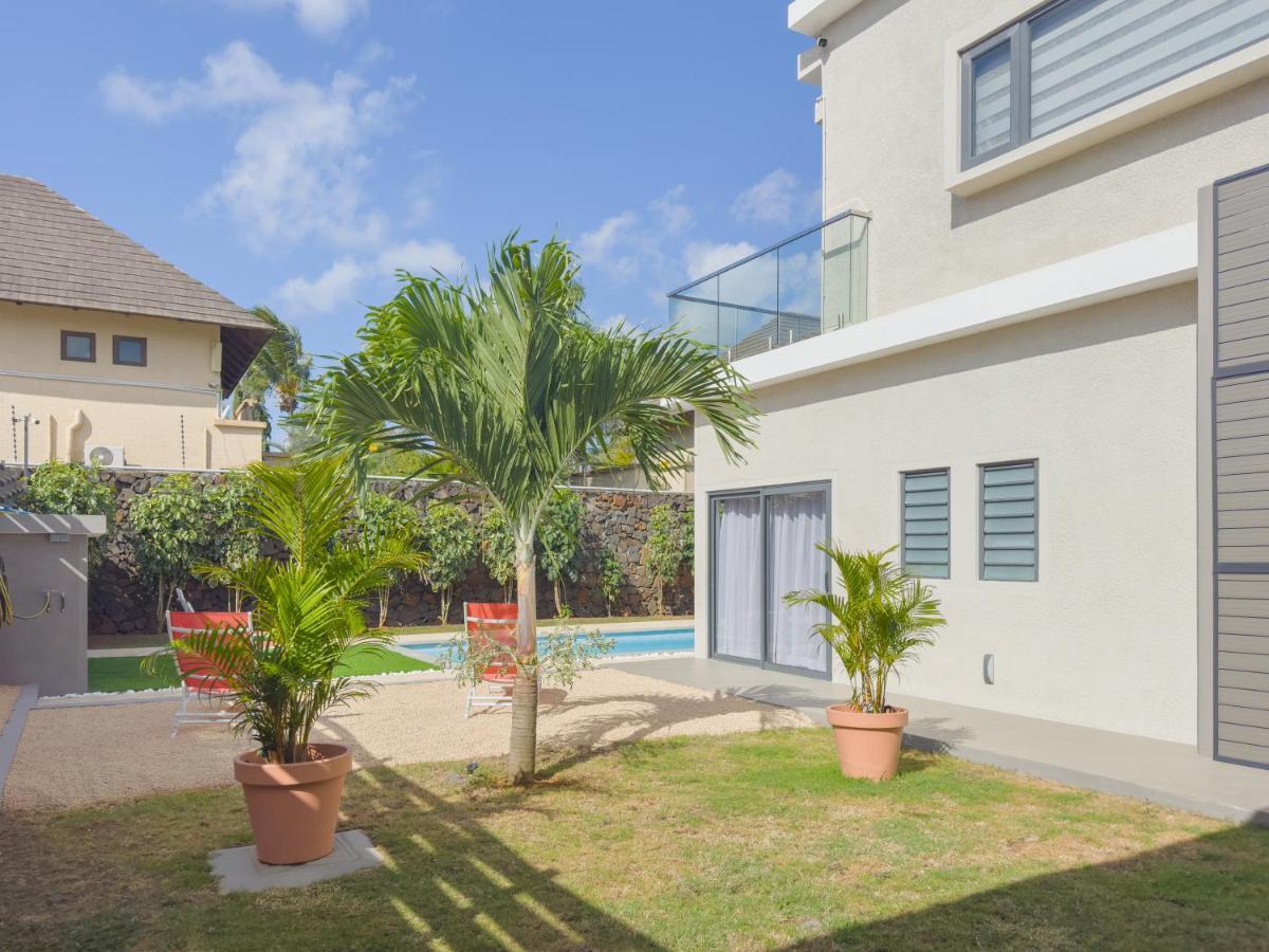 Spacious 4 Bedrooms Villa With Infinity Pool غراند بايَ المظهر الخارجي الصورة
